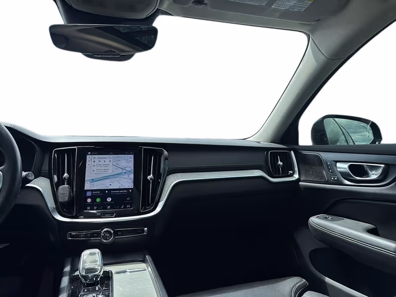 2023 Volvo V60 Ultimate Dark Theme
