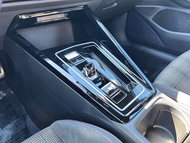2024 Volkswagen Golf GTI Autobahn