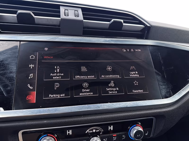 2023 Audi Q3 Komfort