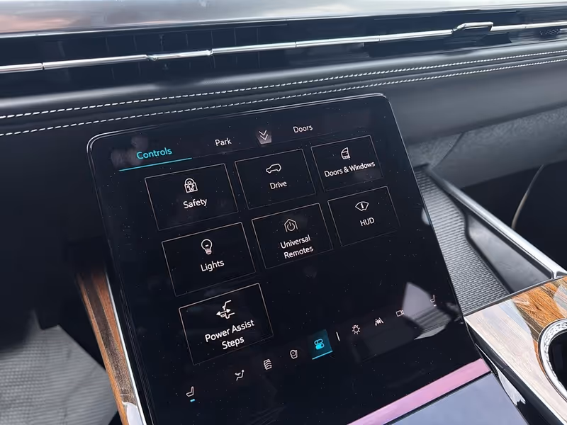 2025 Cadillac Escalade ESV 4WD Premium Luxury Platinum