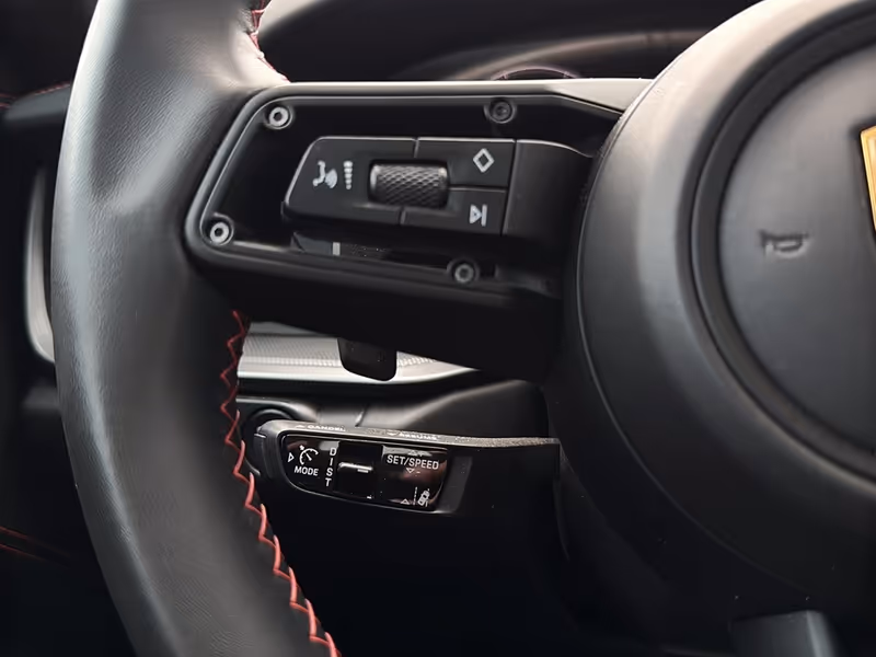 2025 Porsche 911 Carrera S
