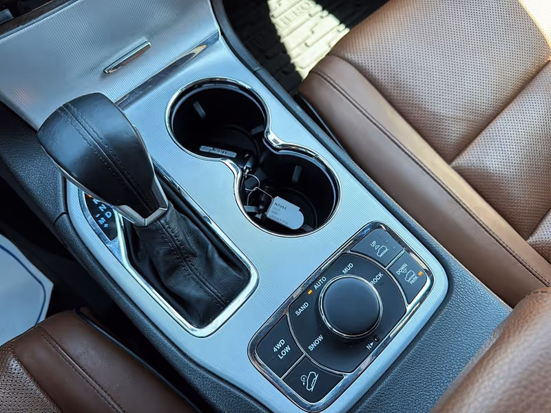 2020 Jeep Grand Cherokee Summit