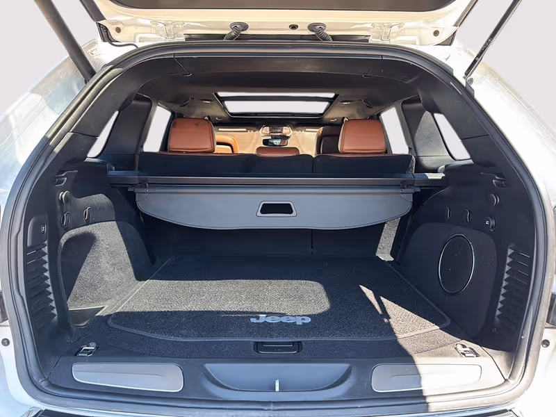 2020 Jeep Grand Cherokee Summit