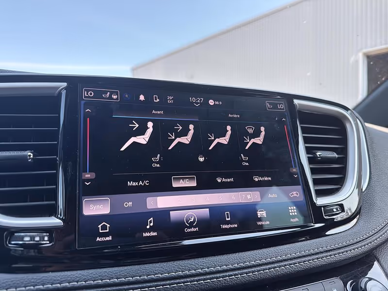 2023 Chrysler Pacifica Touring