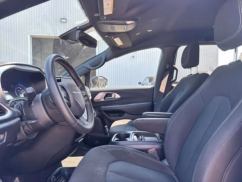 2023 Chrysler Pacifica Touring