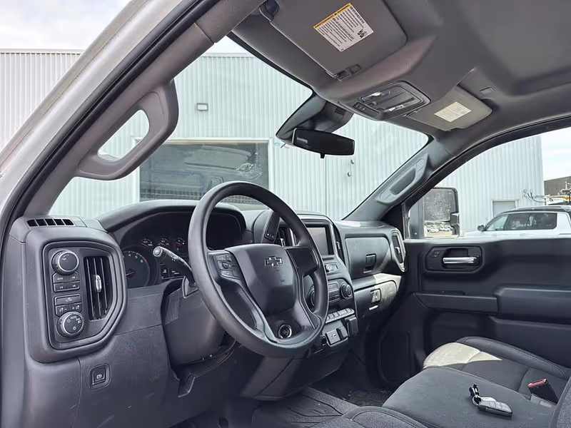 2022 Chevrolet Silverado 1500 Custom Trail Boss