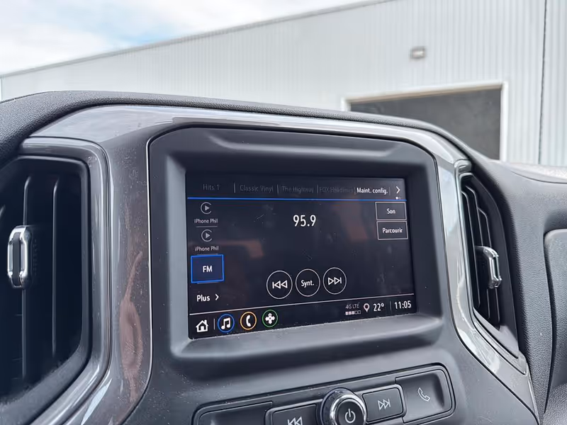 2022 Chevrolet Silverado 1500 Custom Trail Boss