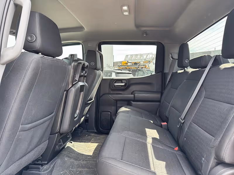 2022 Chevrolet Silverado 1500 Custom Trail Boss