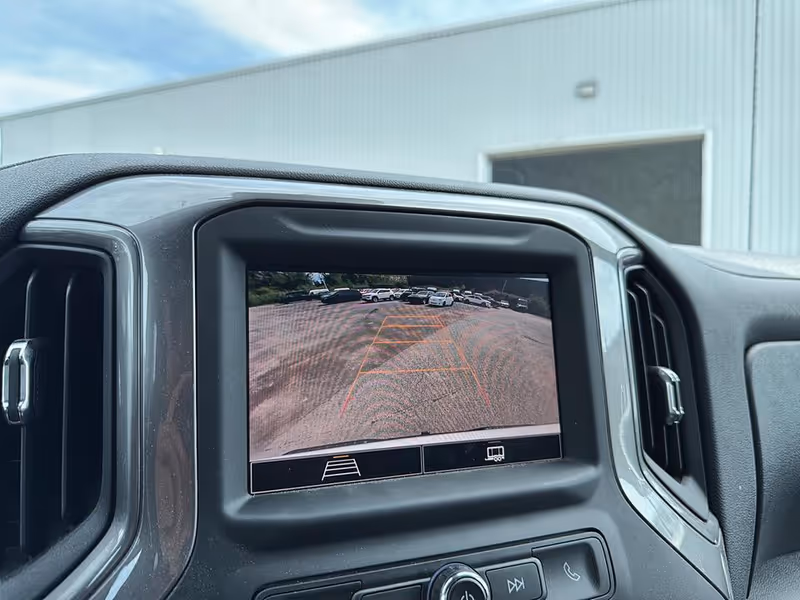 2022 Chevrolet Silverado 1500 Custom Trail Boss