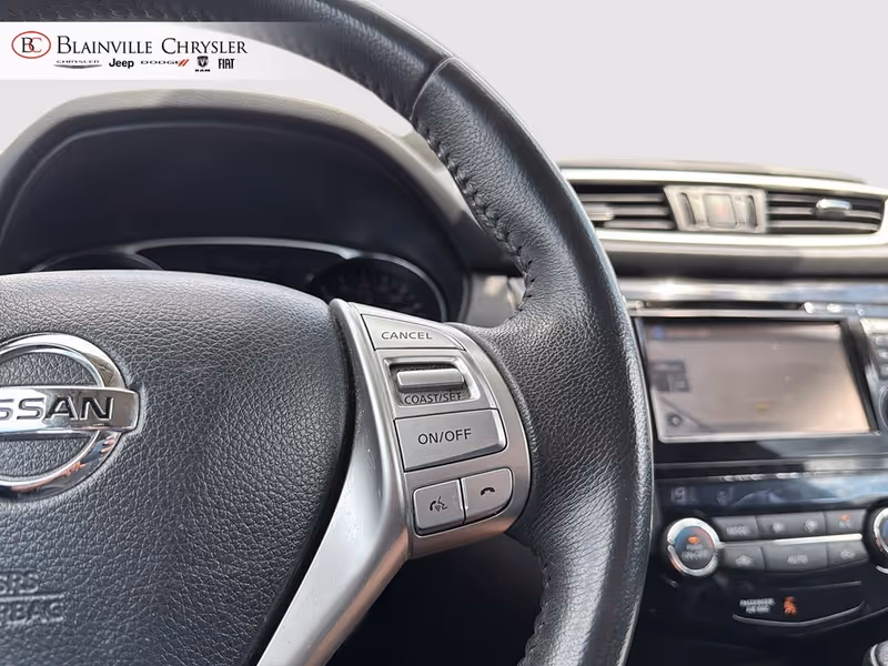 2015 Nissan Rogue SL