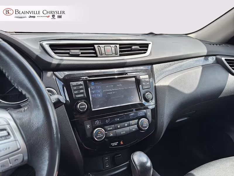 2015 Nissan Rogue SL