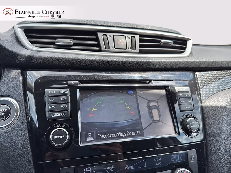 2015 Nissan Rogue SL