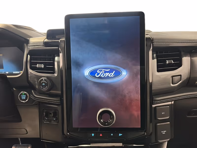 2023 Ford F-150 Lightning Platinum