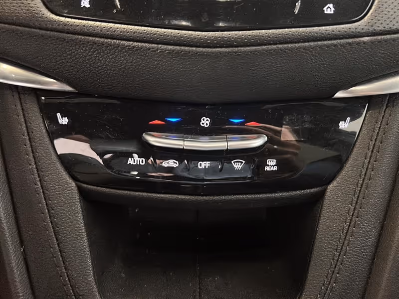 2024 Cadillac XT5 AWD Luxury