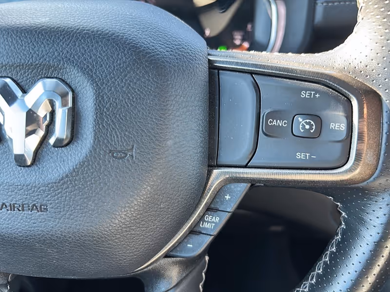 2023 Ram 1500 Sport