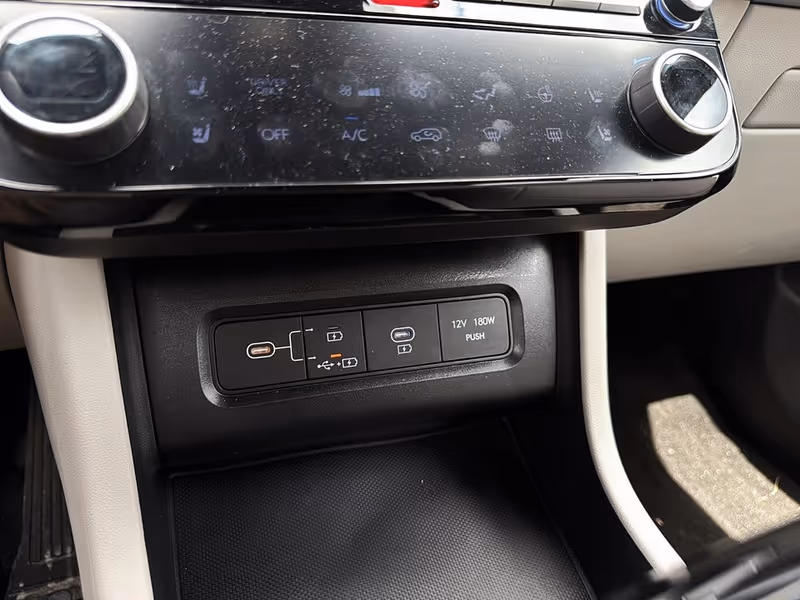 2025 Hyundai Tucson Hybrid Ultimate