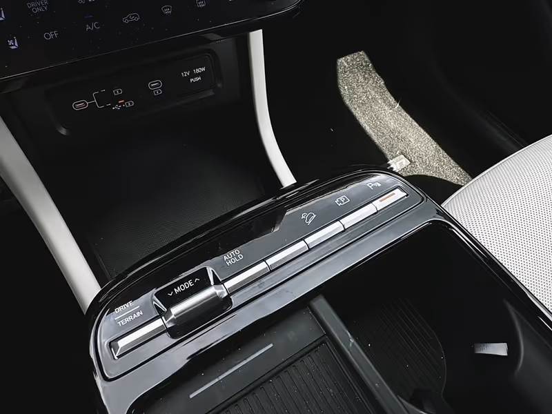 2025 Hyundai Tucson Hybrid Ultimate