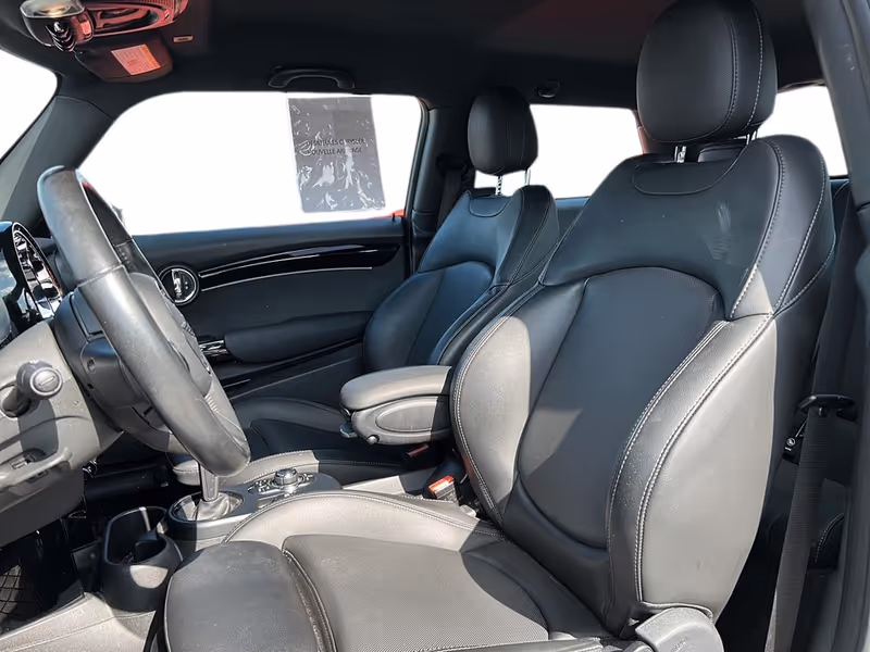 2022 MINI 3 Door Cooper SE