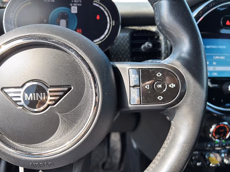 2022 MINI 3 Door Cooper SE