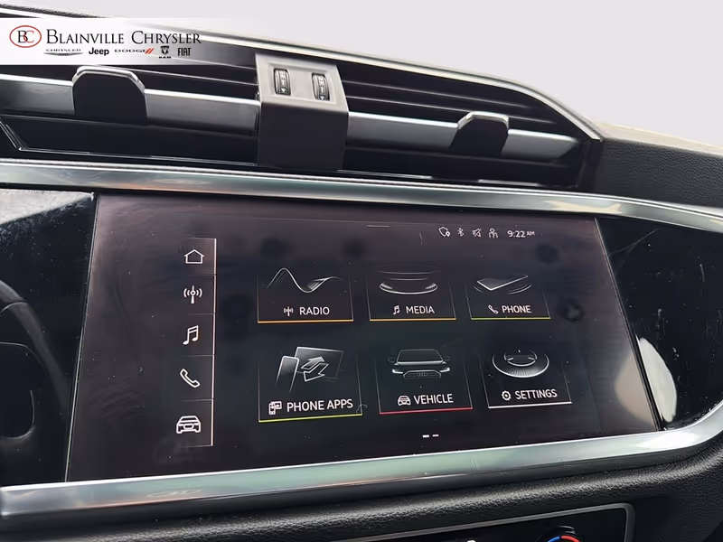2022 Audi Q3 Komfort
