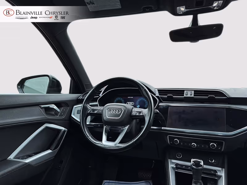 2022 Audi Q3 Komfort