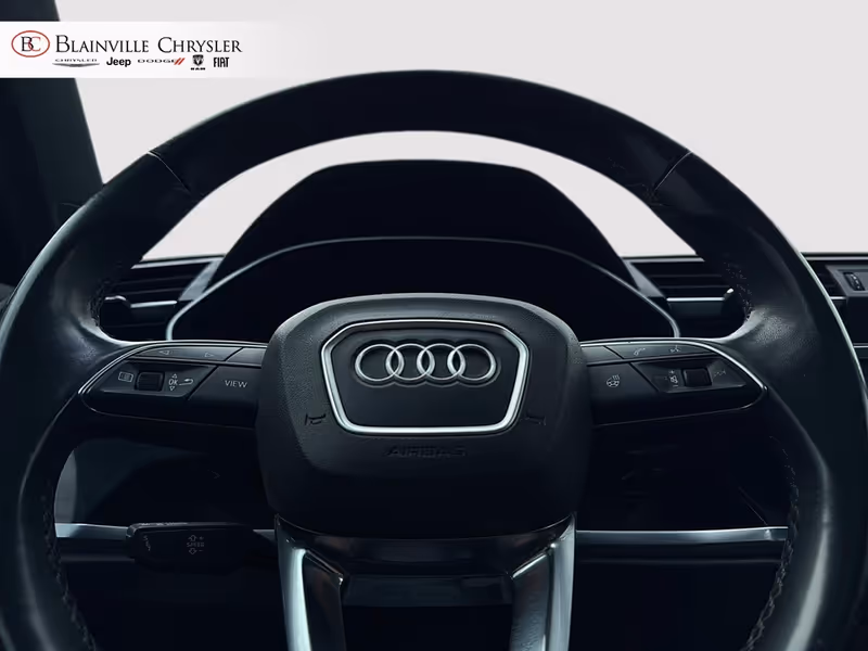 2022 Audi Q3 Komfort