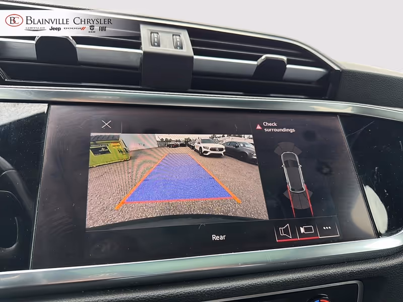 2022 Audi Q3 Komfort