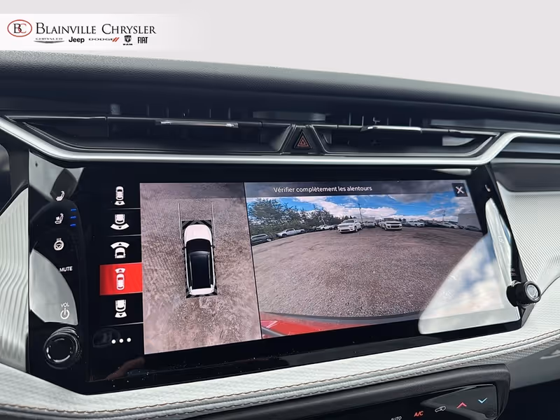 2026 Jeep Cherokee Overland