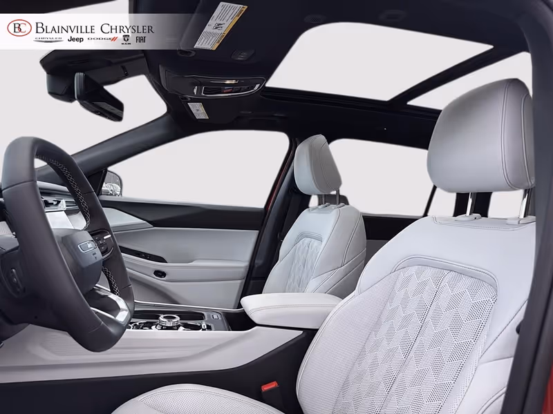 2026 Jeep Cherokee Overland