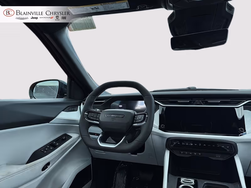 2026 Jeep Cherokee Overland
