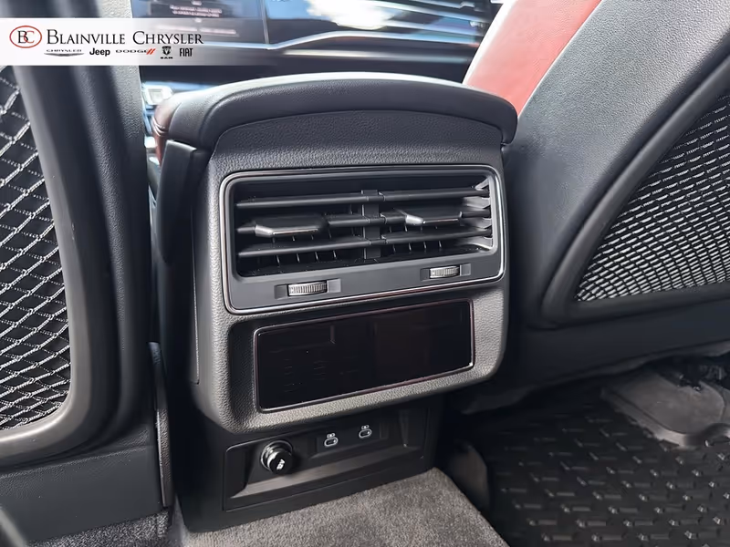 2023 Audi SQ8 Premium Plus