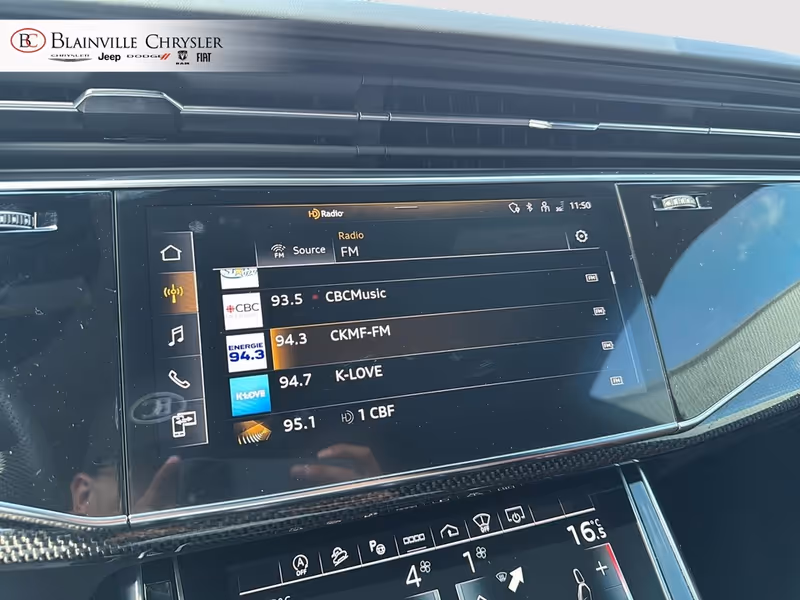 2023 Audi SQ8 Premium Plus