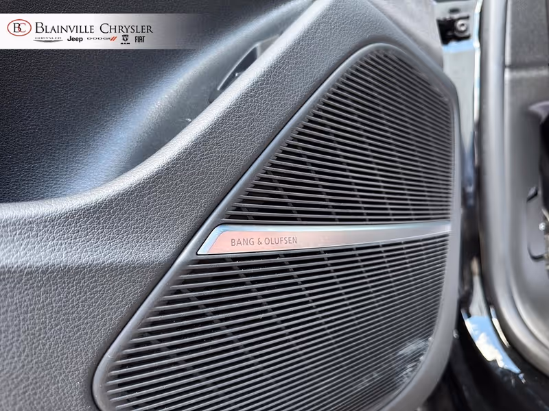 2023 Audi SQ8 Premium Plus