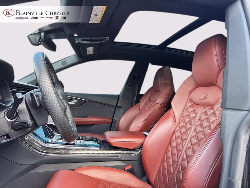 2023 Audi SQ8 Premium Plus