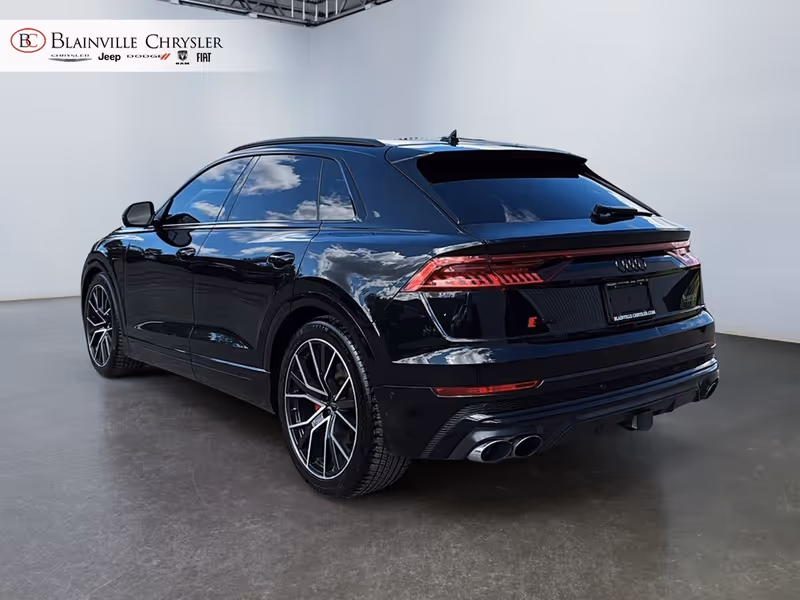 2023 Audi SQ8 Premium Plus