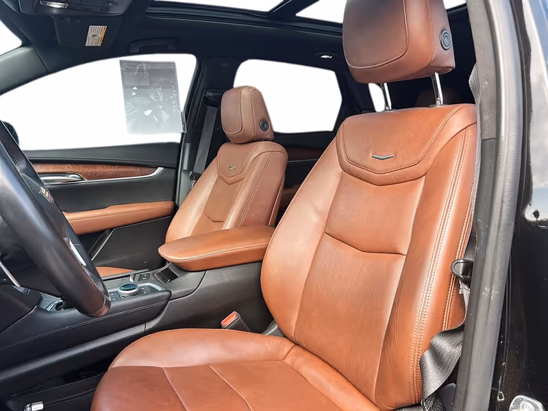 2024 Cadillac XT5 AWD Sport
