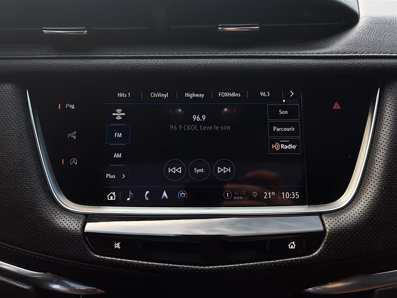 2024 Cadillac XT5 AWD Sport