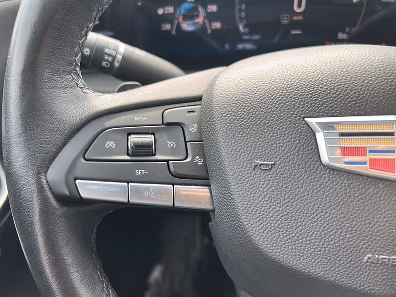 2024 Cadillac XT4 AWD Premium Luxury