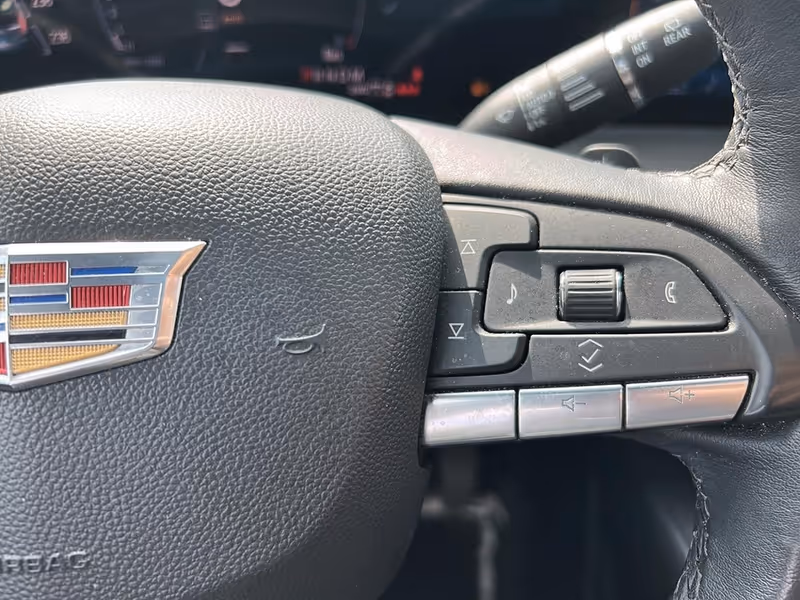 2024 Cadillac XT4 AWD Premium Luxury