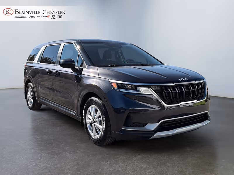 2023 Kia Carnival LX