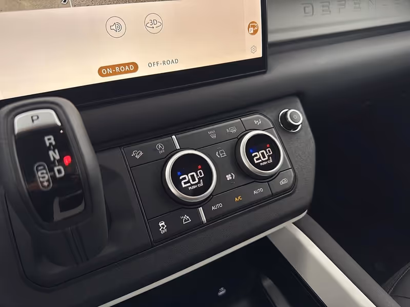 2025 Land Rover Defender S