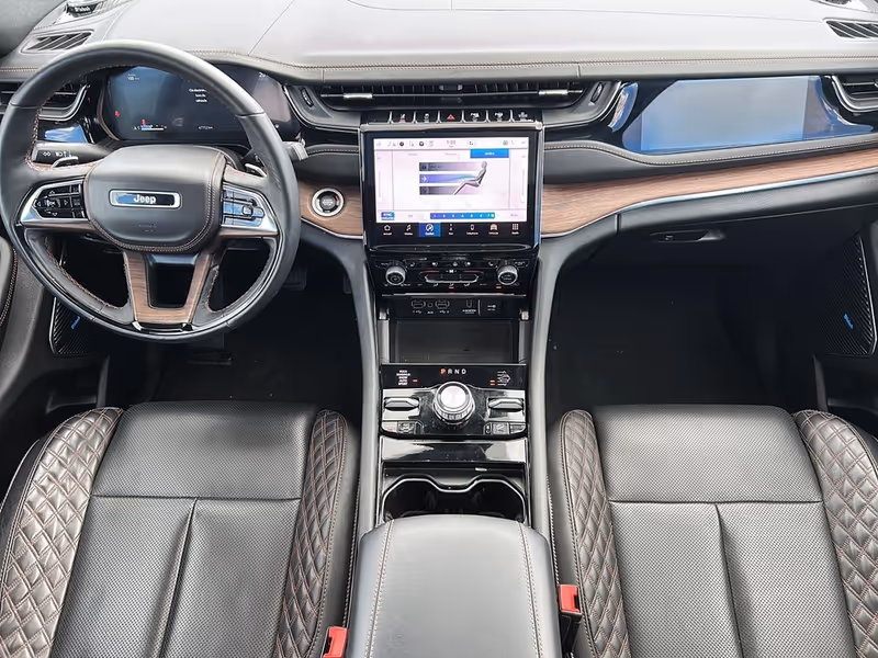 2023 Jeep Grand Cherokee L Summit