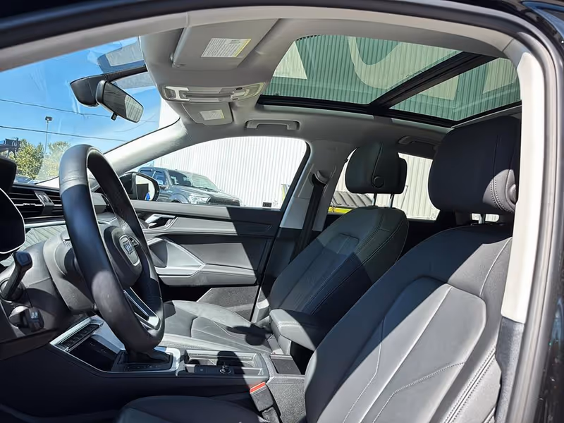 2023 Audi Q3 Komfort