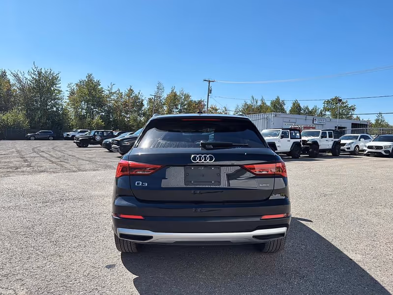 2023 Audi Q3 Komfort