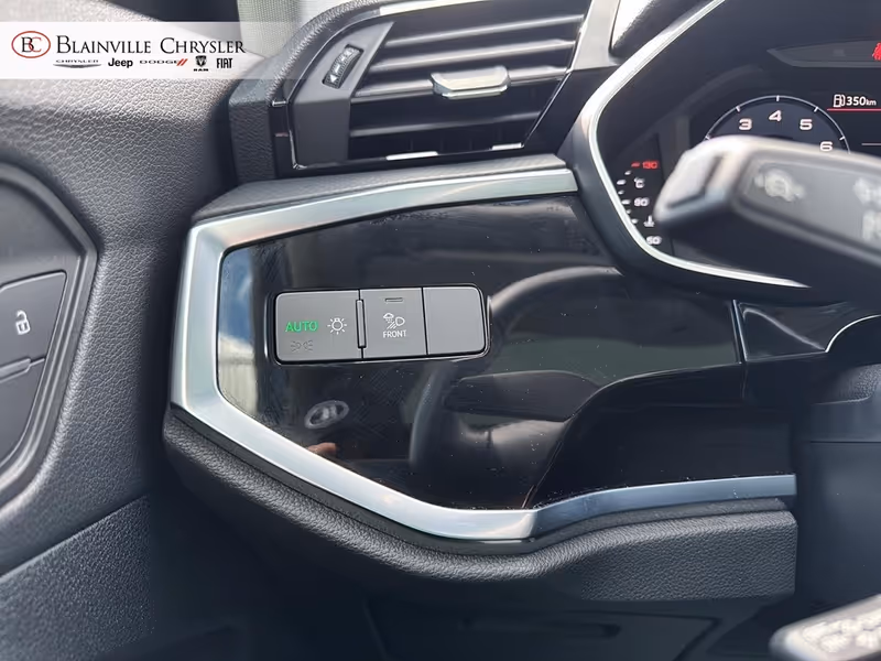2023 Audi Q3 Komfort