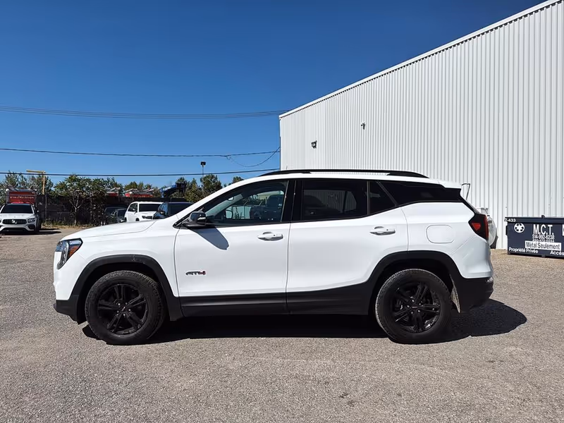 2024 GMC Terrain AT4