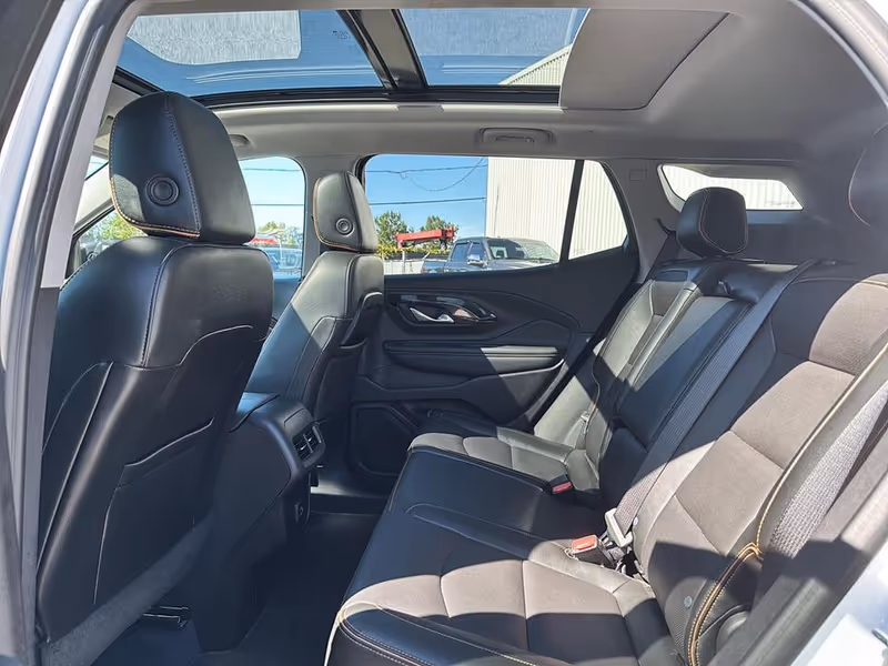 2024 GMC Terrain AT4