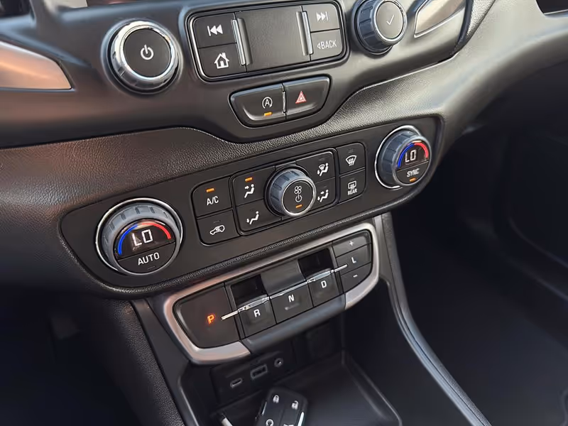 2024 GMC Terrain AT4