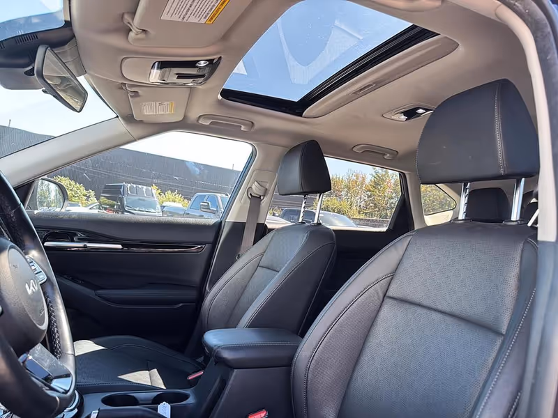 2023 Kia Seltos EX