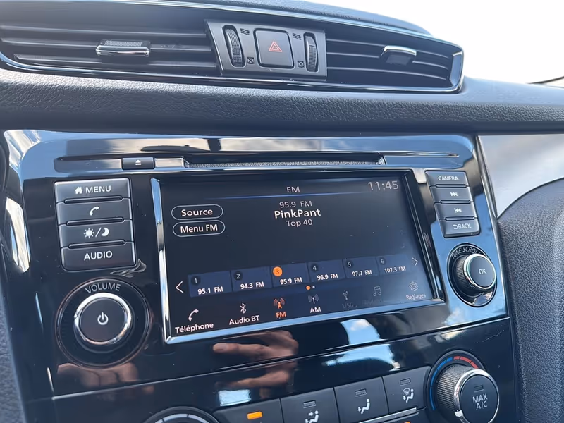 2019 Nissan Qashqai S